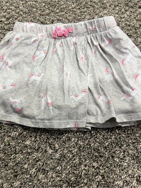 Cat & Jack Gray Unicorn Print Skort with Pink Bow